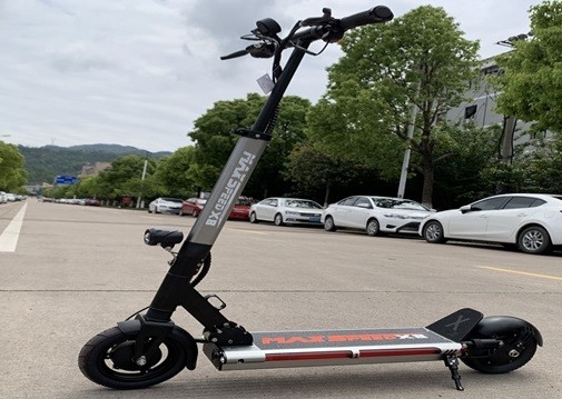 Envío rápido 400w/600w Cuadro de aluminio scooter eléctrico motor de tracción trasera neumático potente de 10 pulgadas scooters para adultos